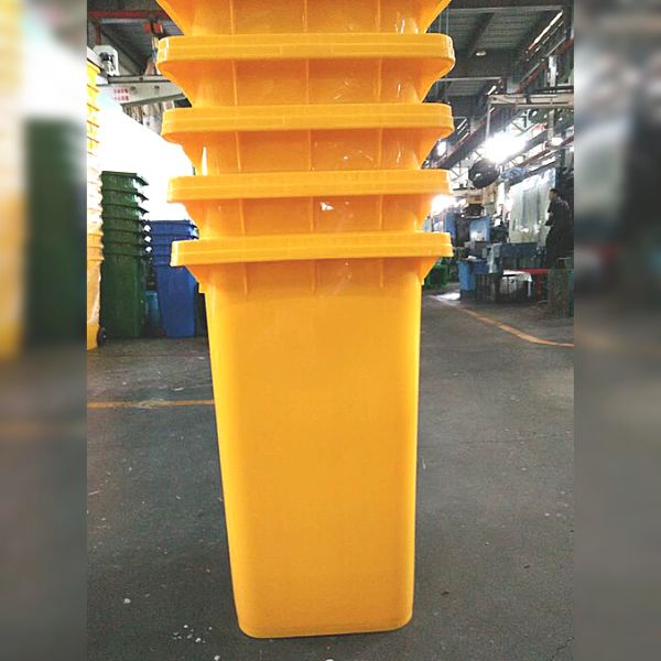 Lô thùng rác 120L HDPE vừa sản xuất xong cho đối tác tại Quảng Trị