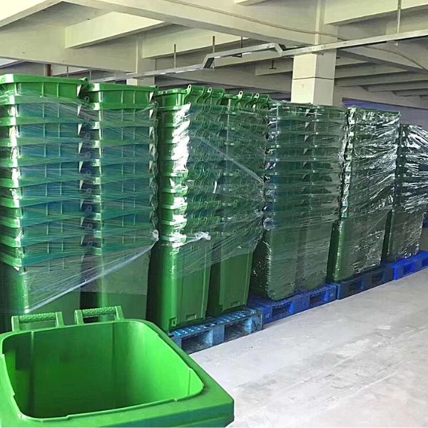 Thùng rác HDPE 80L tại tổng kho TP HCM xuất cho đối tác tại Bà Rịa - Vũng Tàu