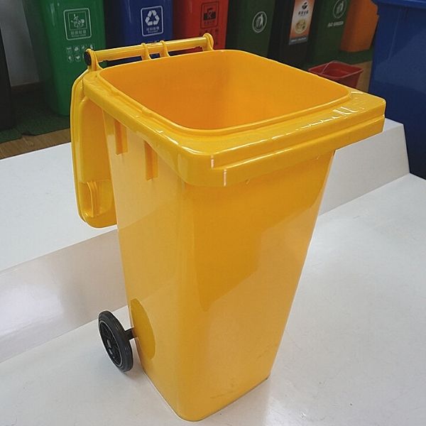 Bộ phận nắp thùng rác dễ bị hỏng hóc